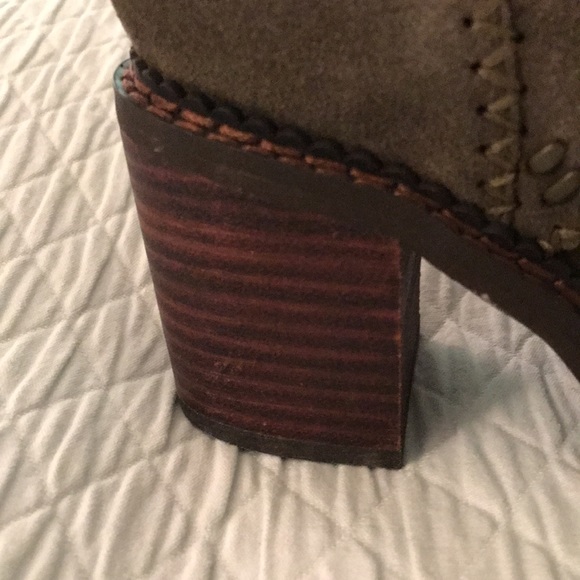 New Sbicca Vintage Collection Olive Forest Green Suede Bootie Ankle Boot Cut … - Picture 4 of 14
